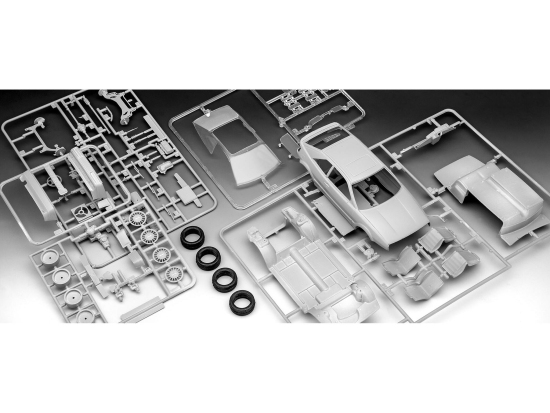 Revell Modellbausatz VW Corrado im Maßstab 1:24