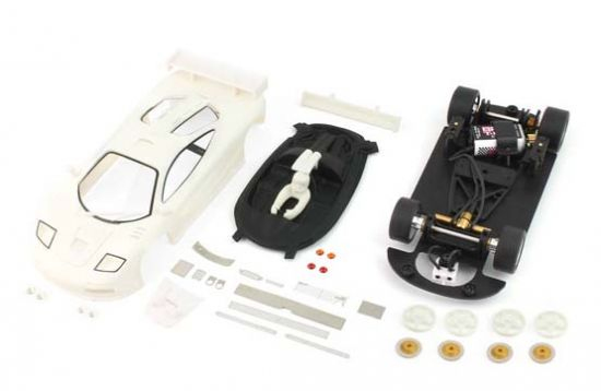 BRM Bausatz McLaren F1 GTR White Kit