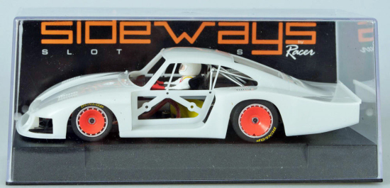 Sideways Porsche 935/78 Moby Dick Silverston version Whit Kit mit Slot.it Technik