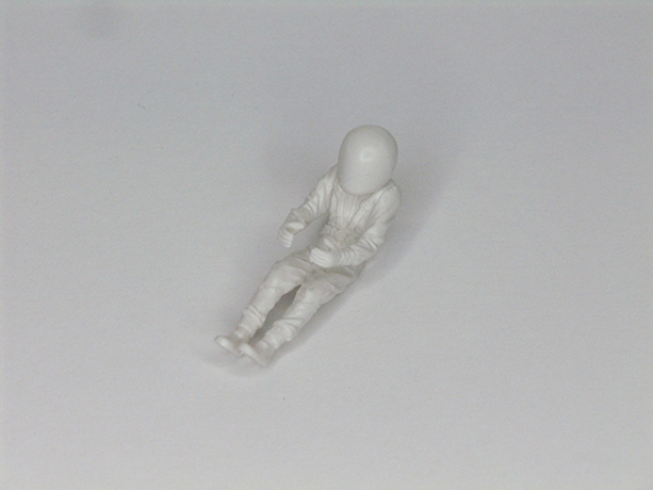 BRM Fahrerfigur mit Overall Helm weiß