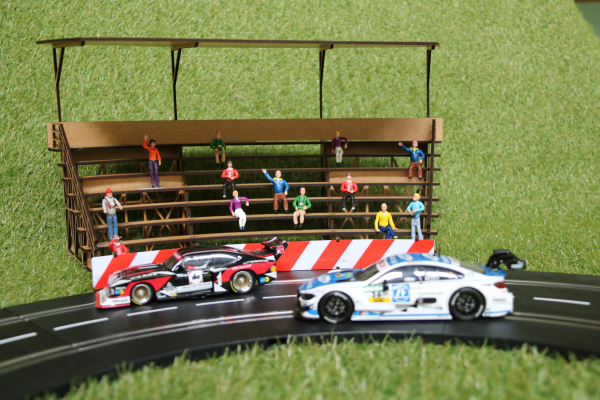 AT-BA Tribüne mit Dach 220008 für Kurve 1 Carrera