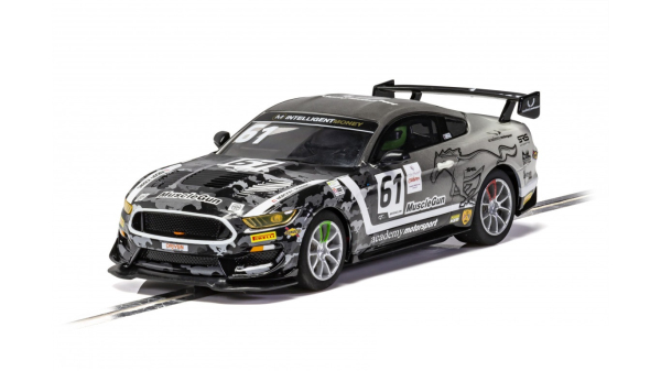 Scalextric Ford Mustang GT4 Nr. 61